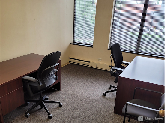 Working at Corporate Offices Business Center at Oak Brook