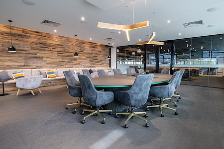 Waterman Workspaces (Caribbean Park) - Waterman Suite Board Room