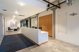 Regus | BC, Victoria - Yates
