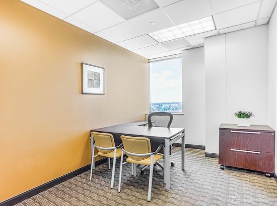 Working at Regus | Palm Beach Gardens - Financial Center at Palm Beach Gardens