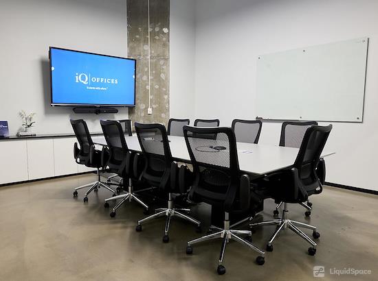 Working at iQ Offices | 150 King Street West at Toronto