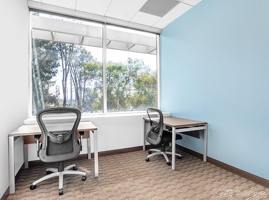 Working at Regus | Gateway Plaza at Valencia