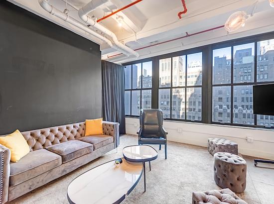 Working at OASIS by Workville at New York