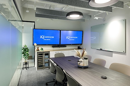 iQ Offices | 1055 West Georgia St. - Cambie Room