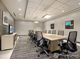 Regus | Glendale - Central Avenue