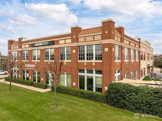 Working at Lucid Private Offices | Southlake Town Square at Southlake