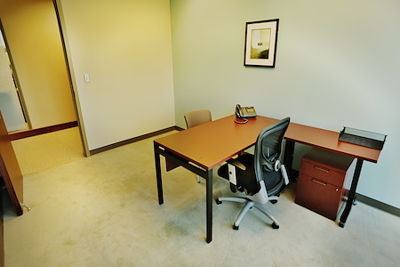 Regus | Chase Corporate Center - Day Desk
