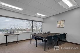 Regus | 1220 Main Place