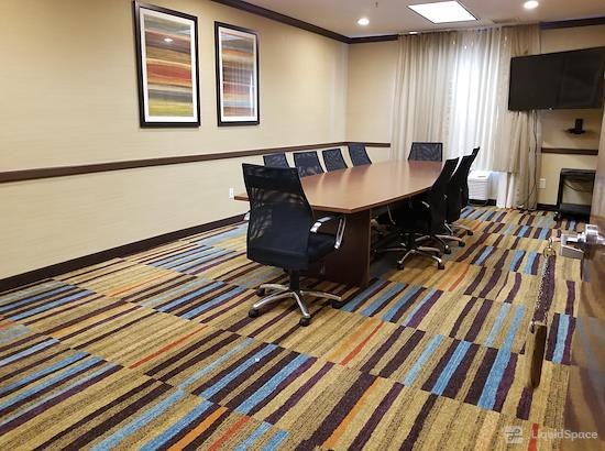 Working at Comfort Inn & Suites Dallas North by the Galleria at Dallas