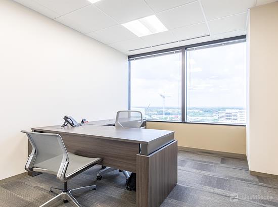 Working at Chisel – Coworking for Lawyers at FH+H at McLean