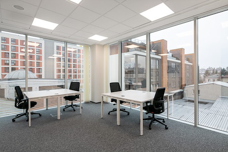 HQ | MD, Westminster - E Main St - Day Desk