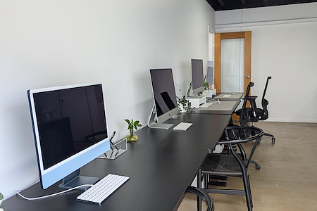Professional Co-Working Space in Burleigh Heads - Hot Desk 3