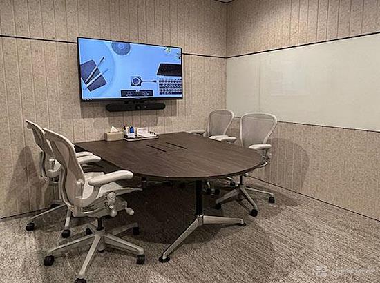 Working at The Executive Centre - Salesforce Tower at Sydney