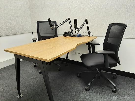 Working at CorporateCubes.Co - 607 Bourke Street at Melbourne