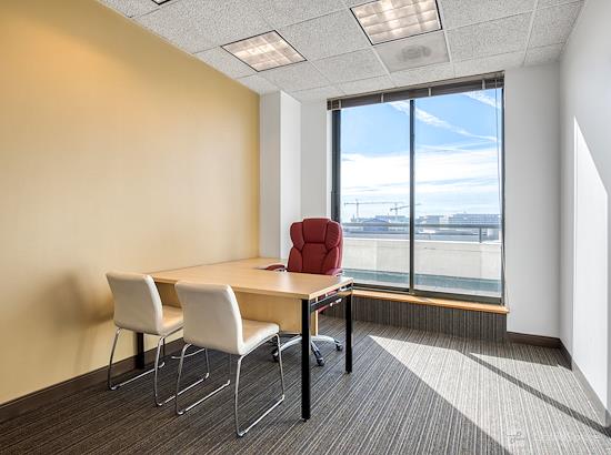 Working at Regus | 601 Pennsylvania Avenue at Washington