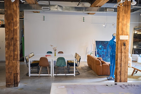 Miraki Life Workspace - Hot Desk
