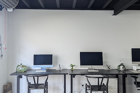 Professional Co-Working Space in Burleigh Heads - Hot Desk 4