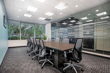 Regus | Redmond Center - Meeting Room