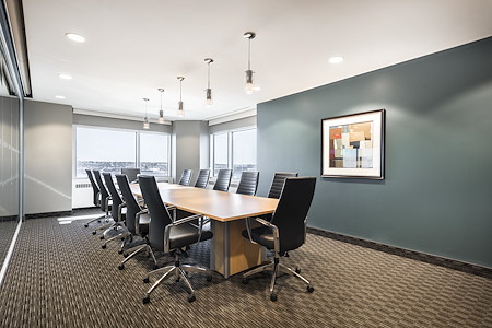 Regus | Purdy's Wharf - Meeting Room