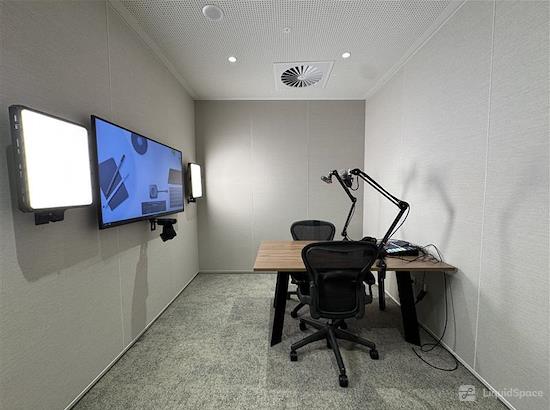 Working at The Executive Centre - Grosvenor Place at The Rocks
