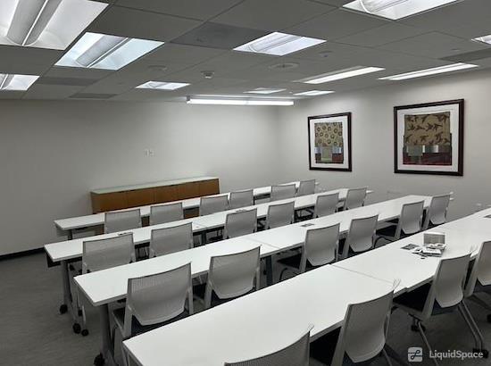 Working at AdvantEdge Workspaces - Georgetown at Washington