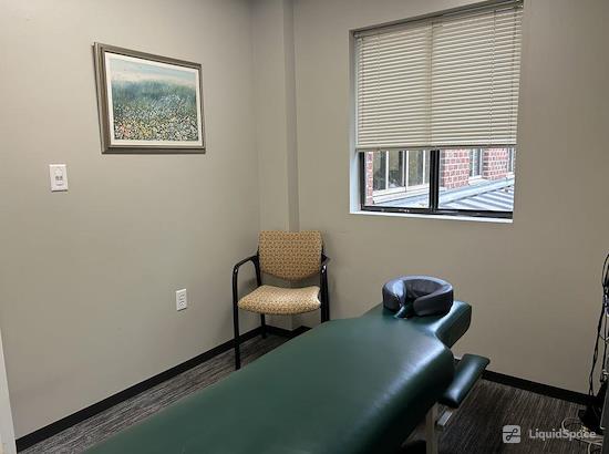 Working at Brooks Chiropractic and Rehab at Falls Church