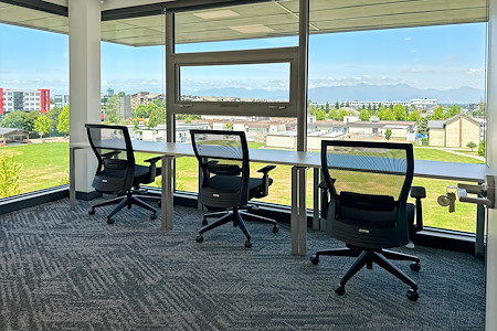 Regus | BC, Langley - Willoughby Town Centre - Day Desk