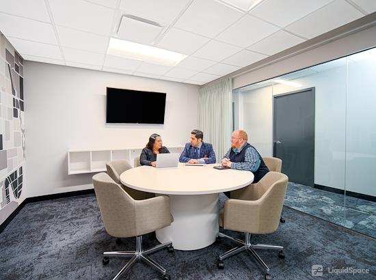 Working at Regus | Democracy Plaza at Bethesda
