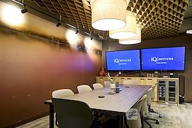 iQ Offices | 222 Queen St