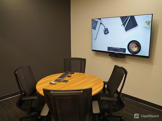 Working at Venture X | Columbia East at Columbia