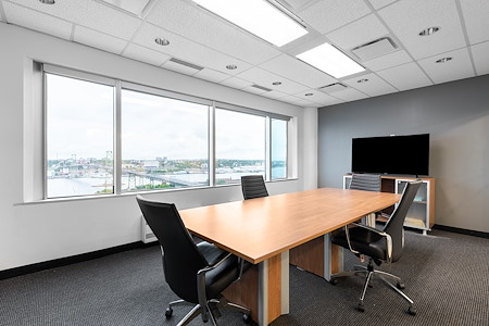 Regus | Dartmouth - Meeting Room