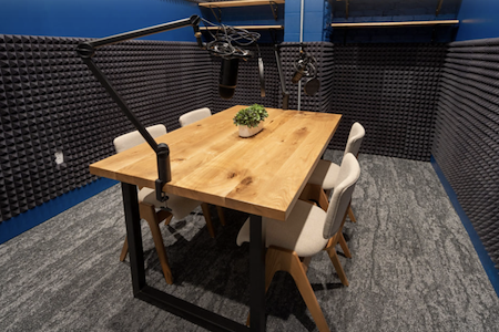 COhatch - Lakeland - The Skipper Podcast Room