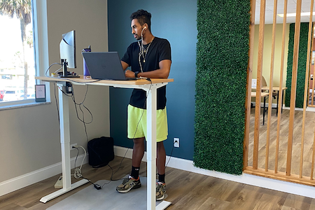 Cocoa Beach Office CoWorking - Cocoa Beach Office Dedicated Desk