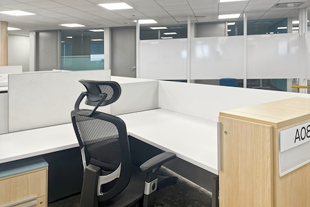 Regus | BC, Burnaby - Edmonds St - Day Desk