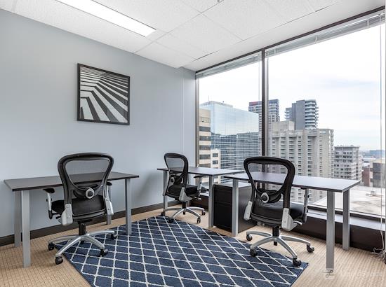 Working at Regus | University Street at Montreal