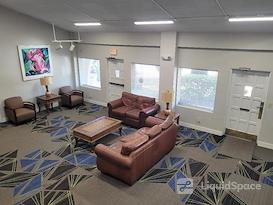 Crealde Business Center LLC