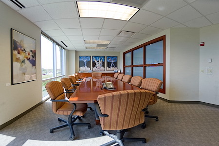 Regus | FL, Tampa - Westshore Int'l Plaza - Meeting Room