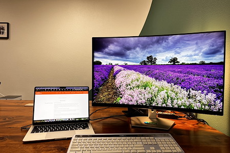 Davis Coworking @ I-House - Dedicated Desk