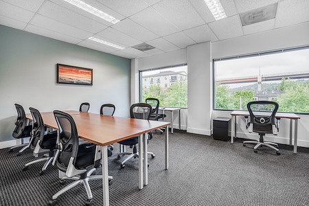 Regus | River Park Center - Meeting Room