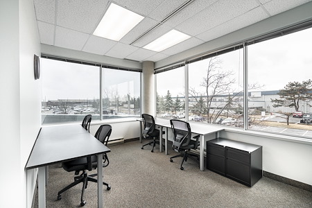 Regus | ON, Burlington - North Service Road - Day Desk