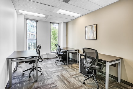 Regus | Albert & Metcalfe - Day Desk