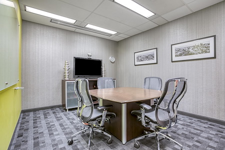 Regus | Downtown Pacific Avenue - Meeting Room