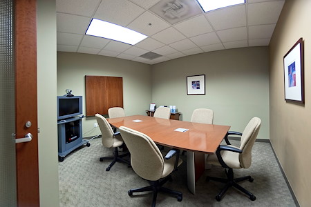Regus | FL, Tampa - Westshore Int'l Plaza - Meeting Room