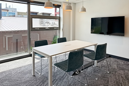 Regus | BC, Langley - Willoughby Town Centre - Meeting Room
