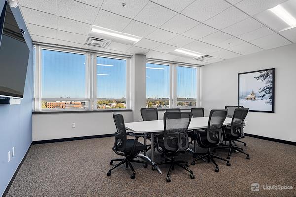 Workspace Beverly - Large Meeting Room