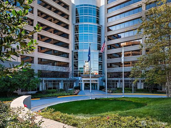 Working at Metro Offices - Tysons at McLean