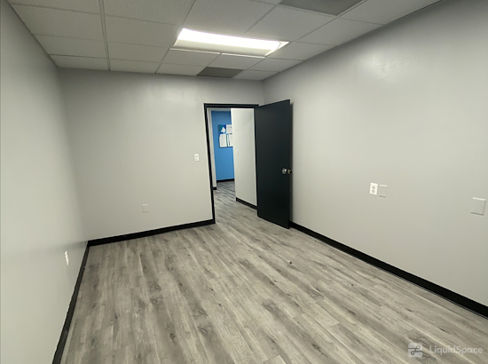 Working at Perfect Office Solutions - Lanham 2 - 7404 Executive at Lanham