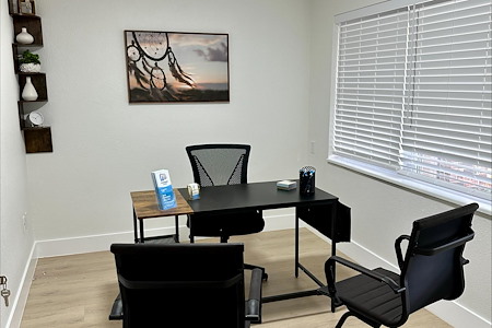 Coworkers Zone Ocala - Office 2