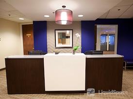Regus | Brickell Bayview