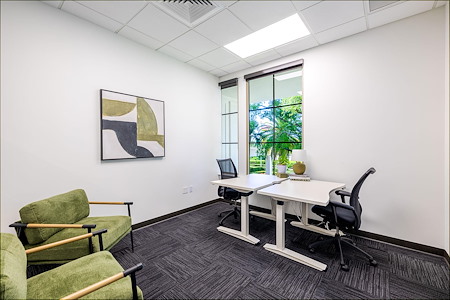 Expansive - Boca Raton - Team Day Office